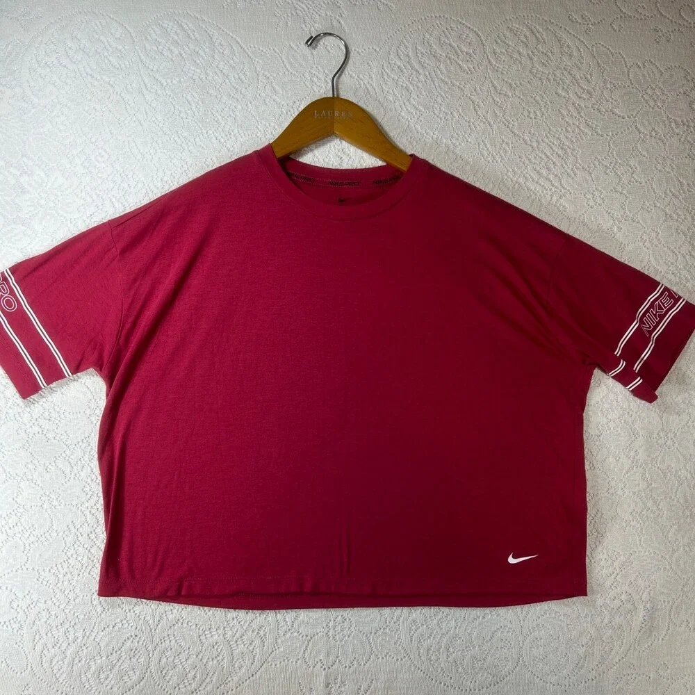 Nike Pro Dri-FIT Crop T-Shirt in University Red Swoosh XL Women's